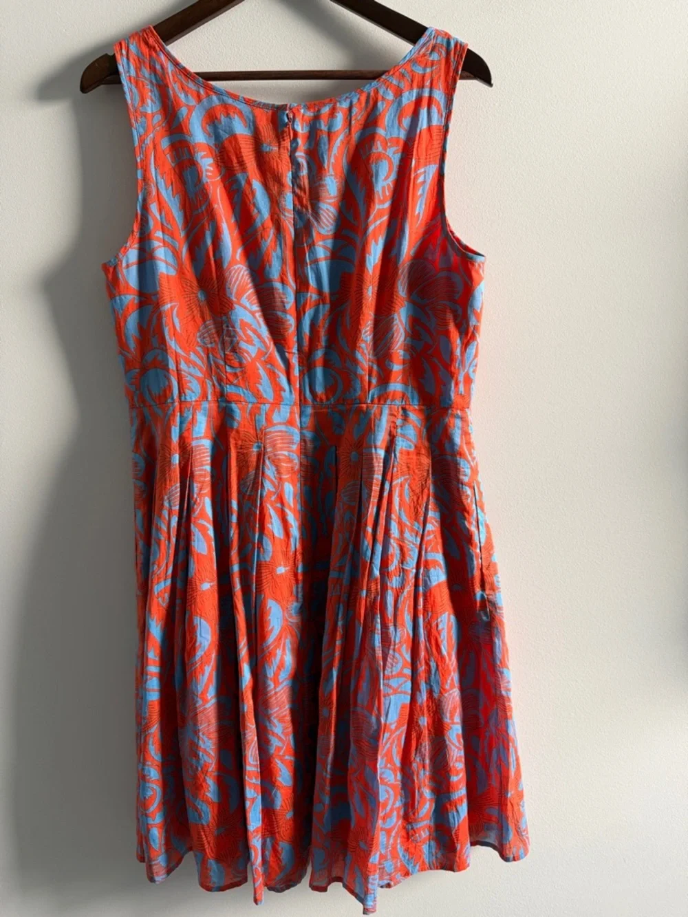 Talbots Orange Blue Floral Sleeveless Cotton Fit & Flare Dress Knee Length SZ 12 - Picture 2 of 14
